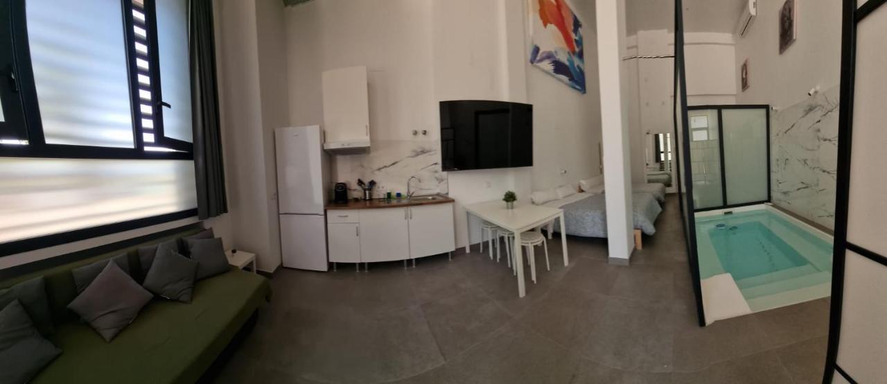 Loft Familiar "Piscina Sevilla Centro" Buitenkant foto